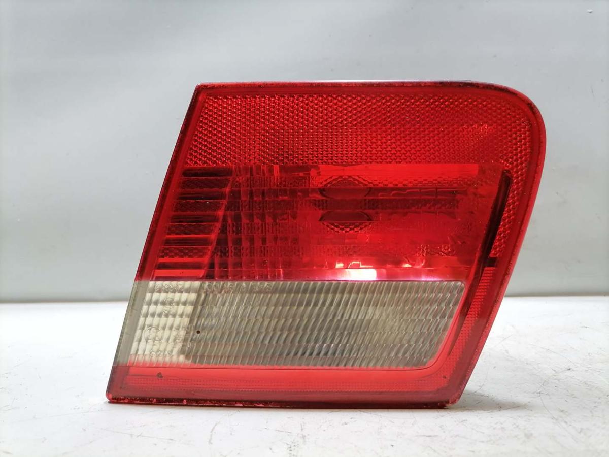 BMW 3er E46 original R&uuml;cklicht R&uuml;ckleuchte Schlussleuchte innen rechts Kombi Bj.2001